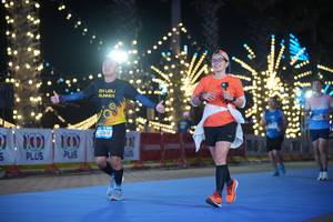 BIB: 100100, 42914, 101, 000, 4000
                            <button type="button" onclick="openModal(21539178)" class="btn btn-primary btn-sm float-right btn-popup" data-toggle="modal" data-target=".modal-high-quality">
                        <i class="fas fa-shopping-cart"></i> Add to Cart
                    </button>
                                            <button type="button" onclick="isThisMe(21539178, true)" class="btn btn-success btn-sm float-right btn-popup btn-isme hidden" data-toggle="tooltip" data-placement="bottom" title="นี่คือรูปของคุณใช่ไหม คลิกที่นี่เพื่อเอาเข้าอัลบั้ม">
                        <i class="fas fa-plus"></i> Add to album
                    </button>
                    <button type="button" onclick="isThisMe(21539178, false)" class="btn btn-warning btn-sm float-right btn-popup btn-isnotme hidden">
                        <i class="fas fa-ban"></i> Remove from album
                    </button>